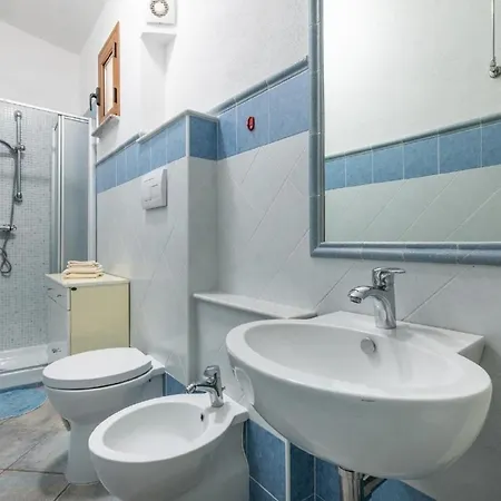 Apartment In Und Nah Am Strand Cala Gonone